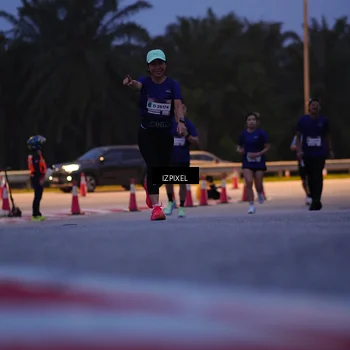 Runner Photo 7450524