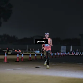 Runner Photo 7450529