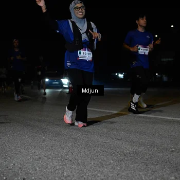 Runner Photo 7450543