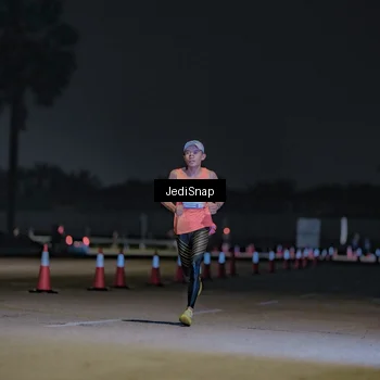 Runner Photo 7450545