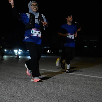 Runner Photo 7450552