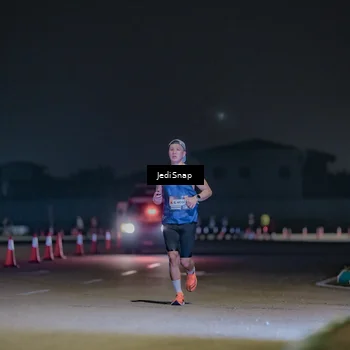 Runner Photo 7450593