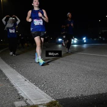 Runner Photo 7450594