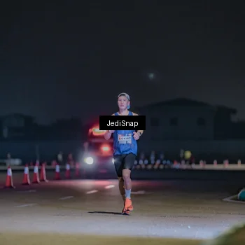 Runner Photo 7450600