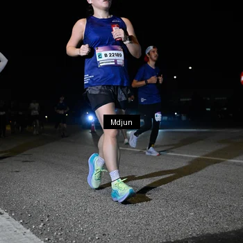 Runner Photo 7450603