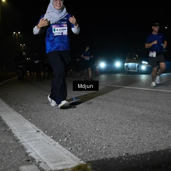 Runner Photo 7450604