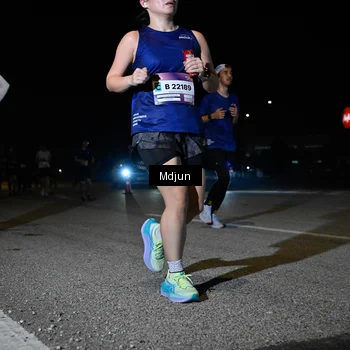 Runner Photo 7450608