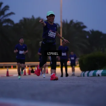 Runner Photo 7450616