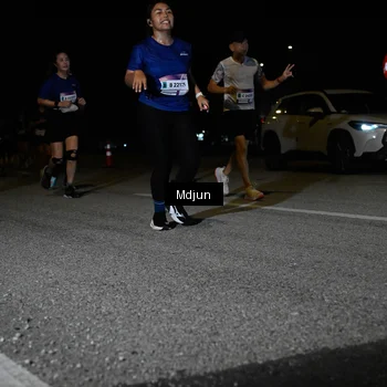 Runner Photo 7450637