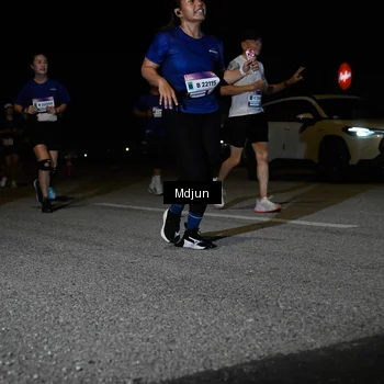 Runner Photo 7450641