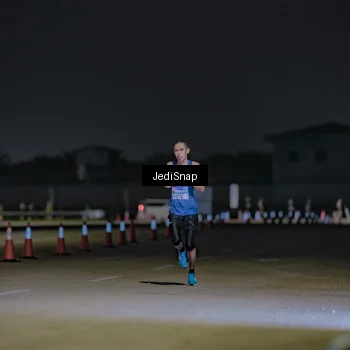 Runner Photo 7450644