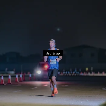 Runner Photo 7450645