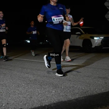 Runner Photo 7450649