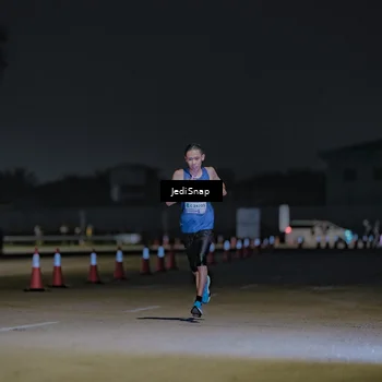 Runner Photo 7450652