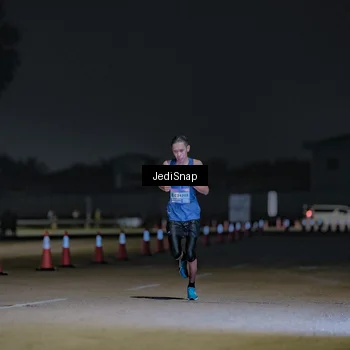 Runner Photo 7450654