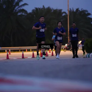 Runner Photo 7450659