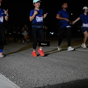 Runner Photo 7450665