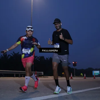 Runner Photo 7450673