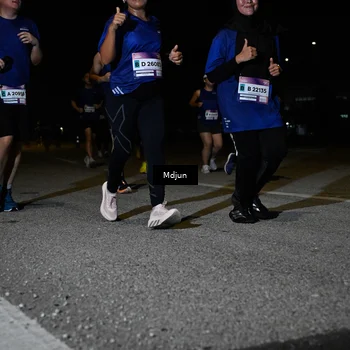 Runner Photo 7450679
