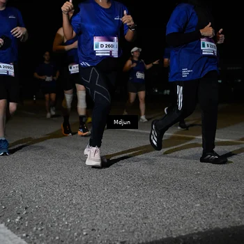 Runner Photo 7450683