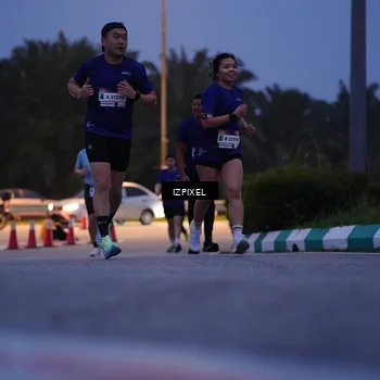 Runner Photo 7450687