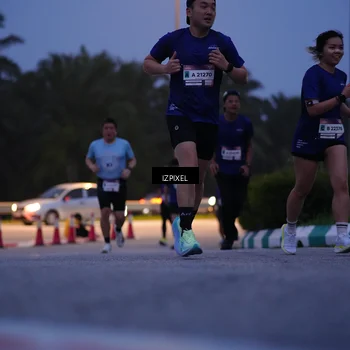 Runner Photo 7450689