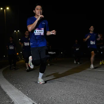 Runner Photo 7450694