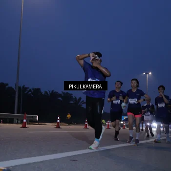 Runner Photo 7450720
