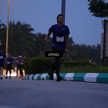 Runner Photo 7450745