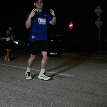 Runner Photo 7450753