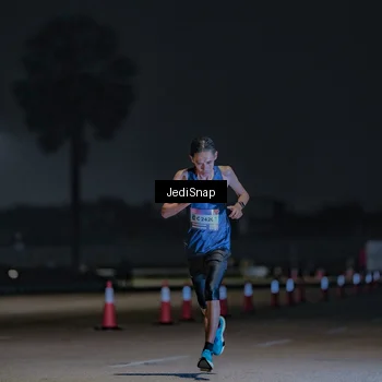 Runner Photo 7450756