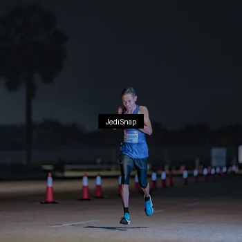 Runner Photo 7450763