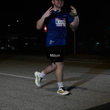 Runner Photo 7450772