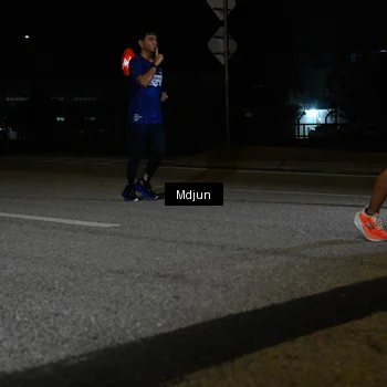Runner Photo 7450775