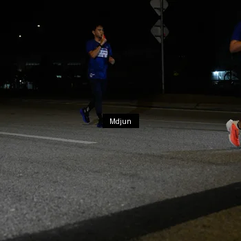 Runner Photo 7450777
