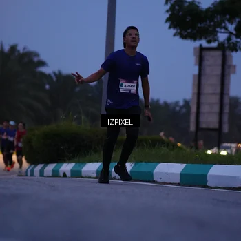 Runner Photo 7450788