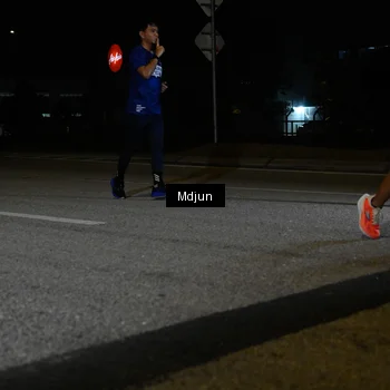 Runner Photo 7450790