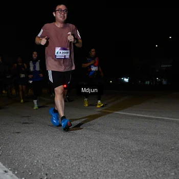 Runner Photo 7450811