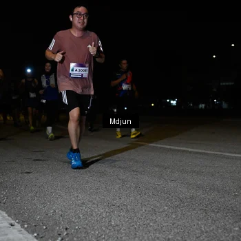 Runner Photo 7450816