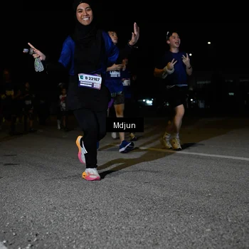 Runner Photo 7450867