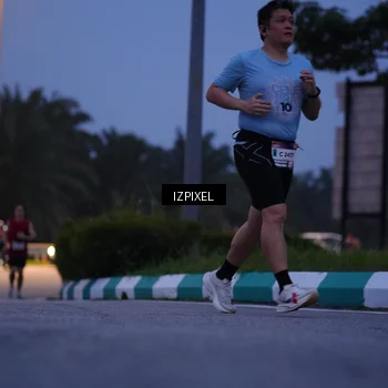 Runner Photo 7450869