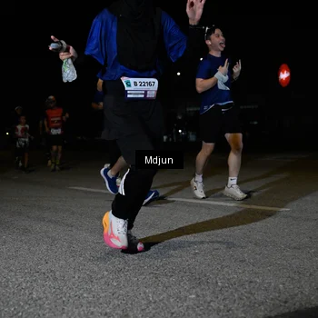 Runner Photo 7450878