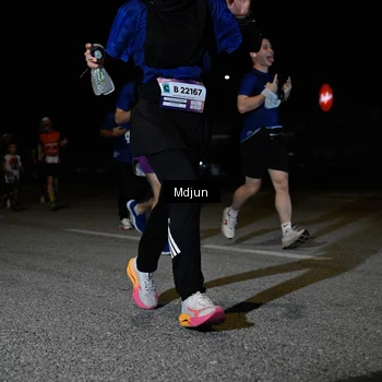 Runner Photo 7450880