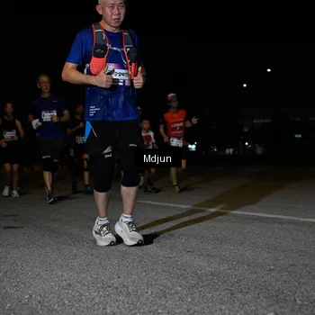 Runner Photo 7450901