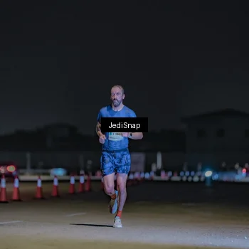 Runner Photo 7450934
