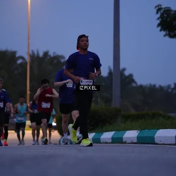 Runner Photo 7450942