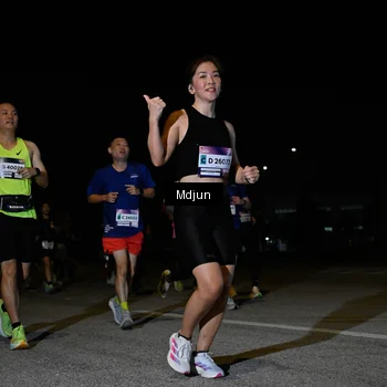 Runner Photo 7450943
