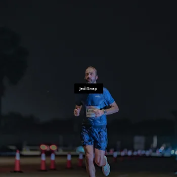 Runner Photo 7450948