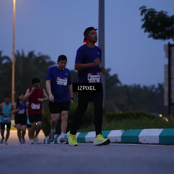 Runner Photo 7450969