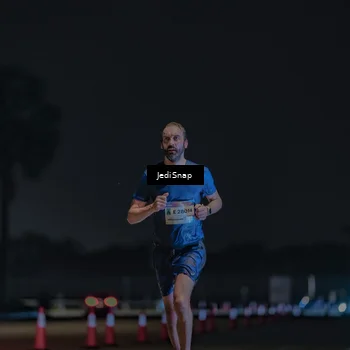 Runner Photo 7450972